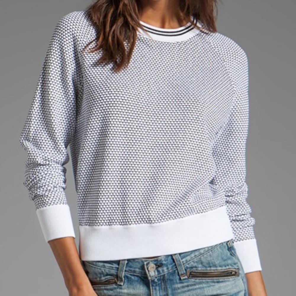 NWOT Theory Sweater Size Medium
